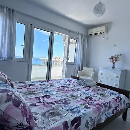 Sea View شقة ساراندا
